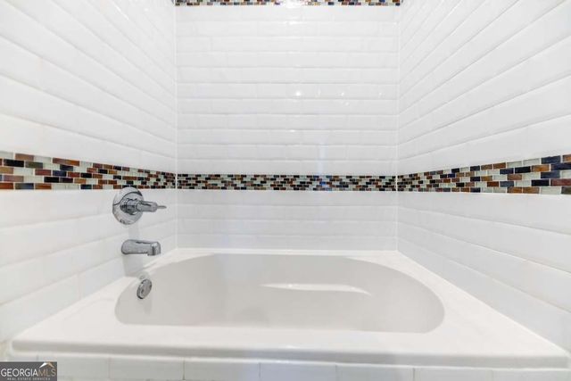 972 Dekalb Avenue NE 205, Atlanta, GA 30307