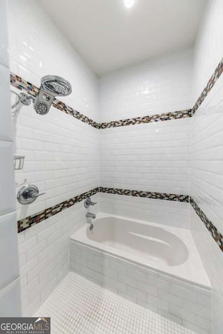 972 Dekalb Avenue NE 205, Atlanta, GA 30307