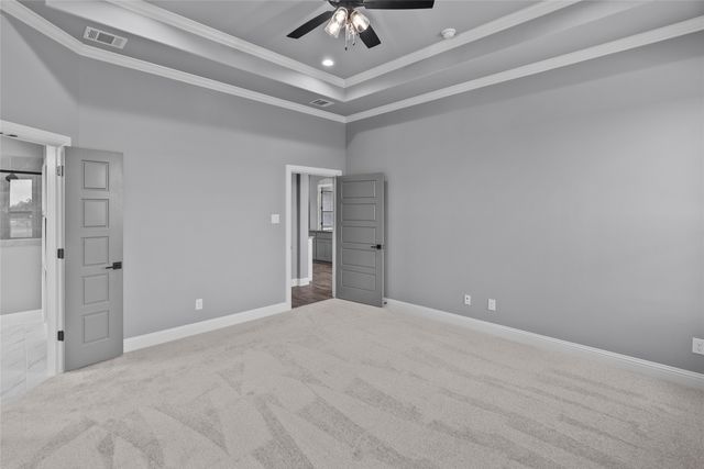 8504 Stallion Dr, Godley, TX 76044