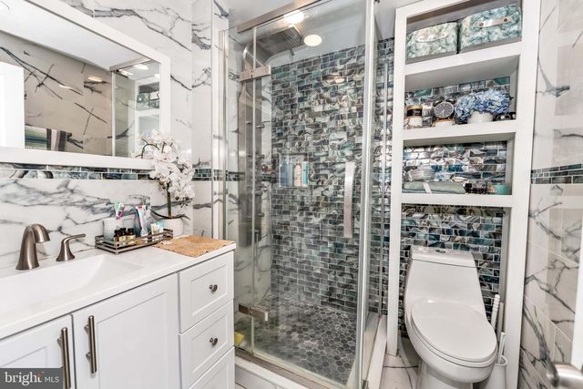 136 LINGLESTOWN RD, Harrisburg, PA 17110