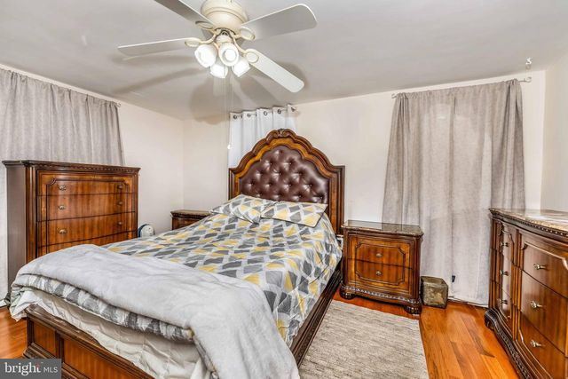 136 LINGLESTOWN RD, Harrisburg, PA 17110