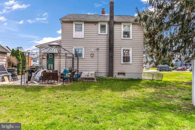 136 LINGLESTOWN RD, Harrisburg, PA 17110