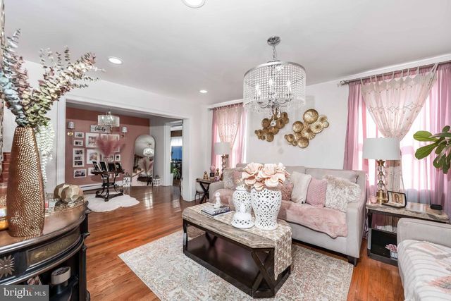 136 LINGLESTOWN RD, Harrisburg, PA 17110