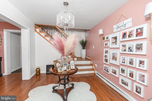 136 LINGLESTOWN RD, Harrisburg, PA 17110