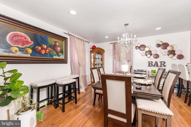 136 LINGLESTOWN RD, Harrisburg, PA 17110