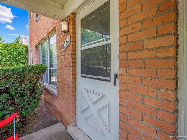 3232 Shenandoah Drive 6, Royal Oak, MI 48073