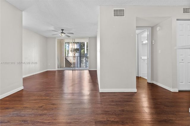 2123 Renaissance Blvd 201, Miramar, FL 33025