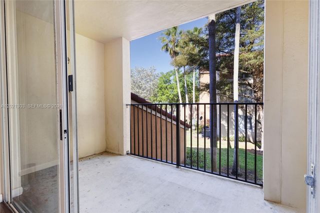 2123 Renaissance Blvd 201, Miramar, FL 33025