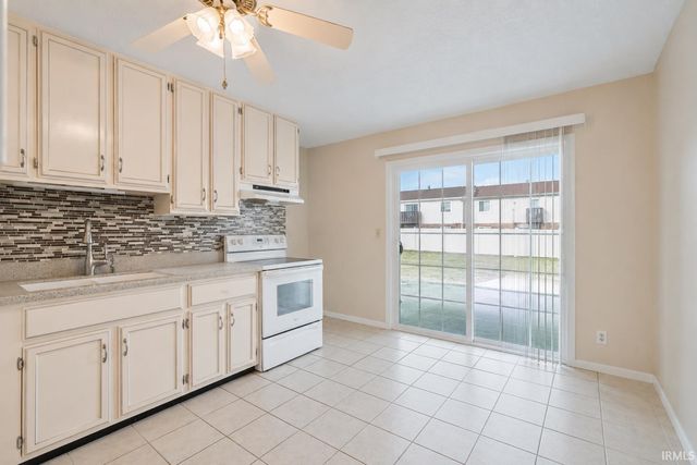 1904 Sherwood Drive, Kokomo, IN 46902