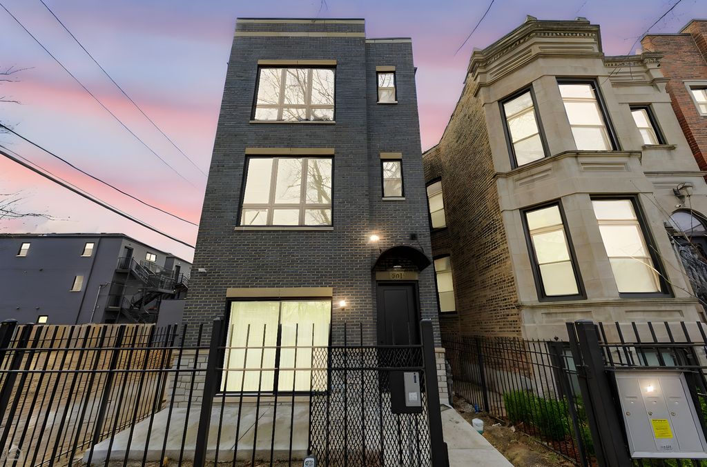 861 E 63rd Place 3, Chicago, IL 60637