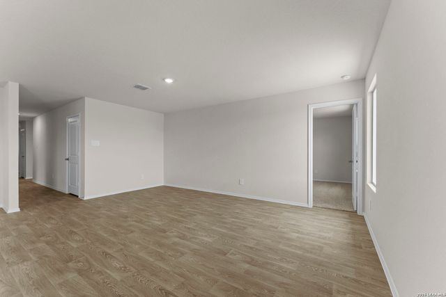 1061 Seedling Ln, Seguin, TX 78155