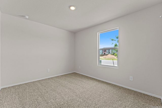 1061 Seedling Ln, Seguin, TX 78155