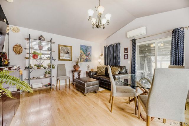 2520 Locust Street, Denver, CO 80207