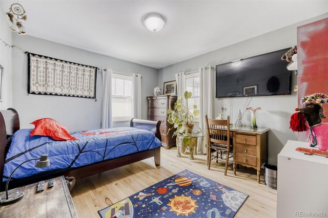 2520 Locust Street, Denver, CO 80207