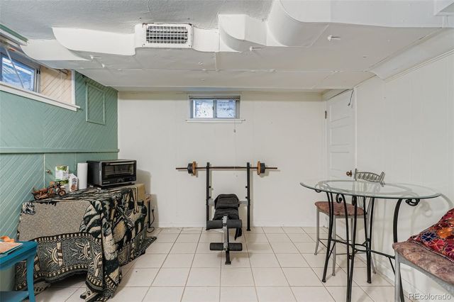 2520 Locust Street, Denver, CO 80207