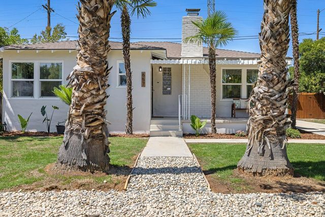 657 E Ramona Way, Fresno, CA 93704