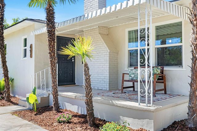657 E Ramona Way, Fresno, CA 93704