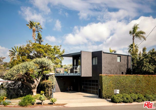 295 Mabery Road, Santa Monica, CA 90402