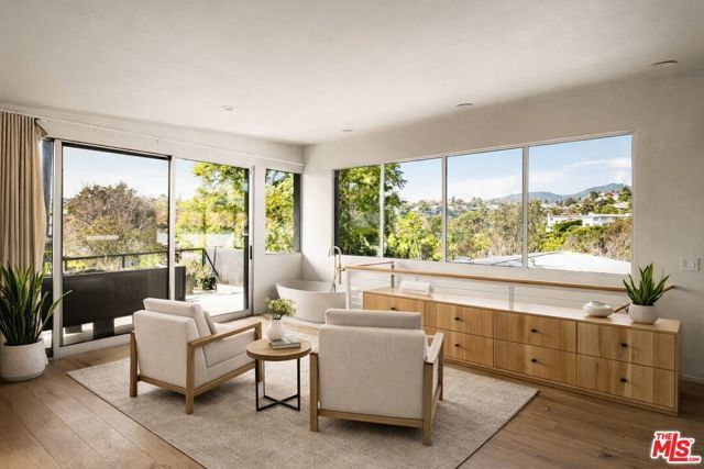 295 Mabery Road, Santa Monica, CA 90402