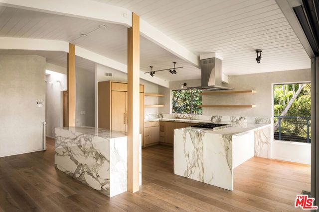 295 Mabery Road, Santa Monica, CA 90402