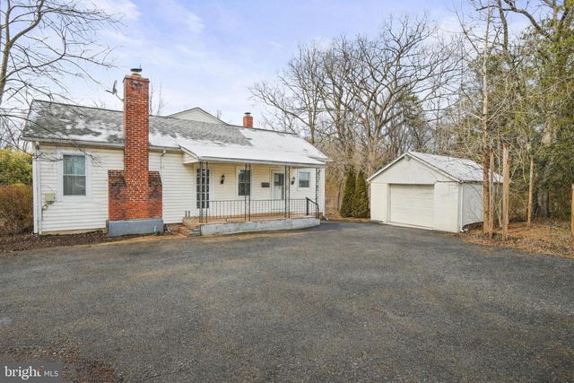 6708 3RD ST, Riverdale, MD 20737