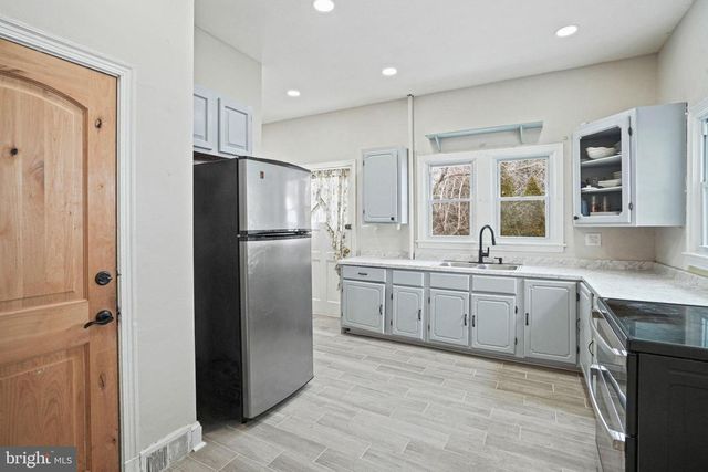 6708 3RD ST, Riverdale, MD 20737