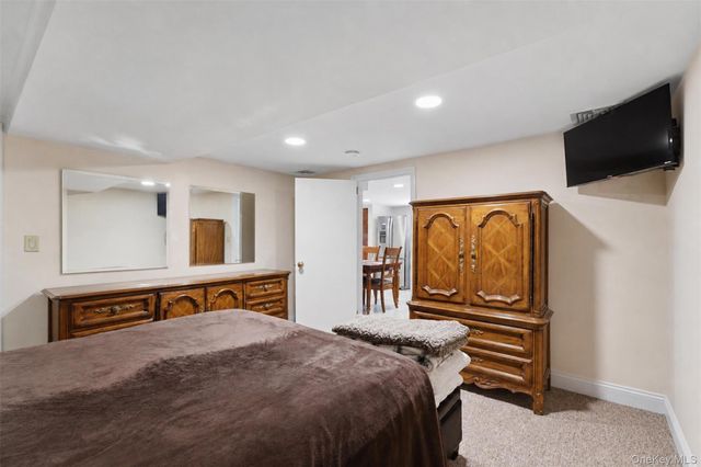 10 Stone Avenue, Ossining, NY 10562