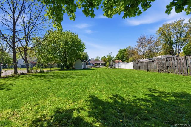 10 Stone Avenue, Ossining, NY 10562