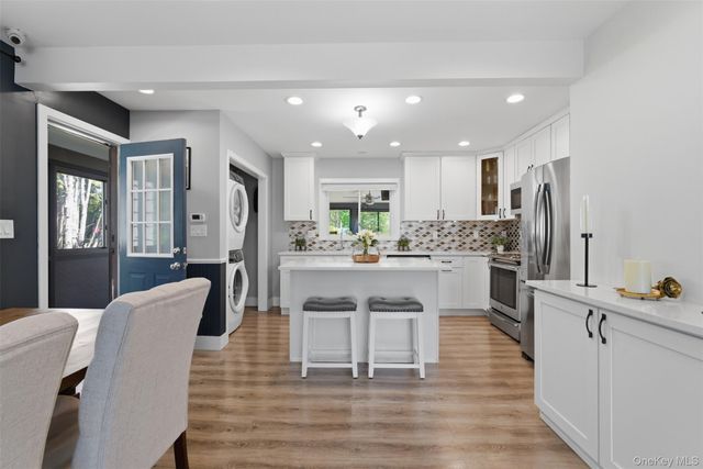 10 Stone Avenue, Ossining, NY 10562