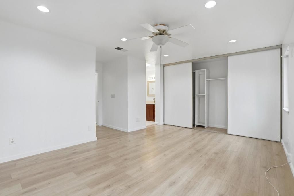 Image 13 of property listing at 161 Edgewater Place, Pittsburg, CA 94565