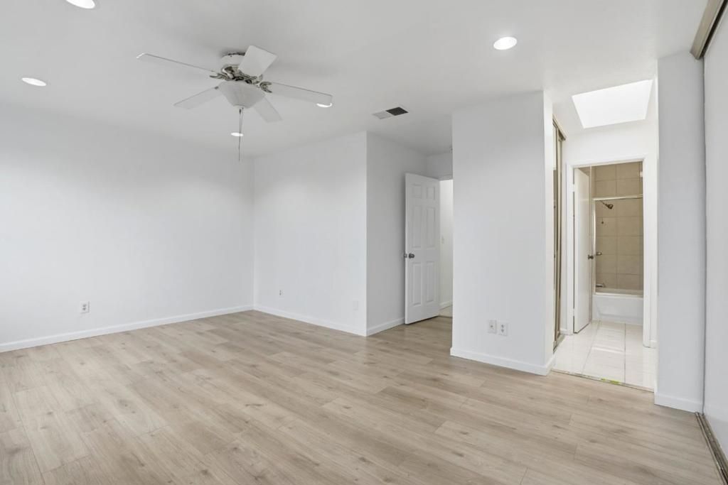 Image 14 of property listing at 161 Edgewater Place, Pittsburg, CA 94565