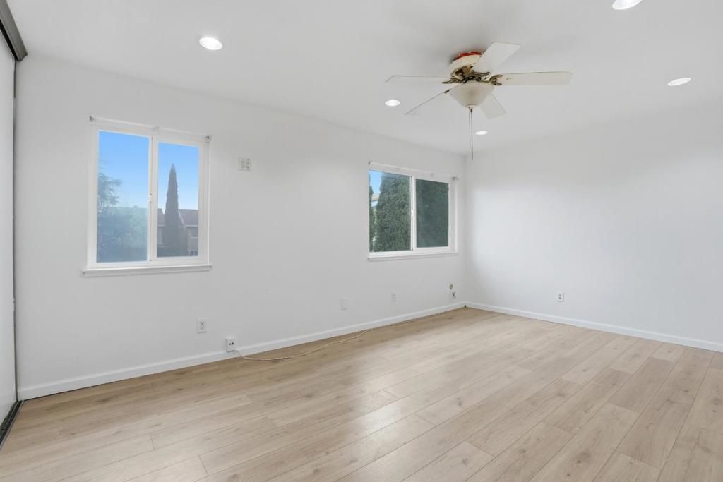 Image 15 of property listing at 161 Edgewater Place, Pittsburg, CA 94565