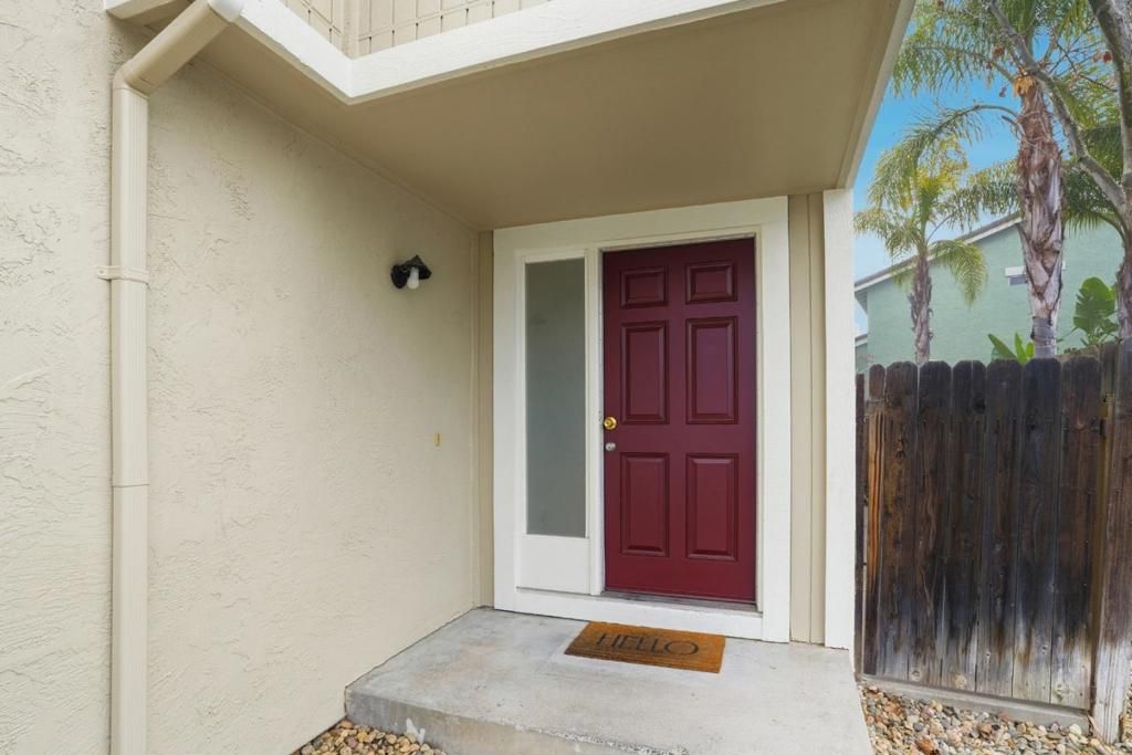 Image 3 of property listing at 161 Edgewater Place, Pittsburg, CA 94565