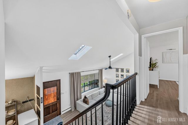 30 Raven Drive, Woodbridge Proper, NJ 07067
