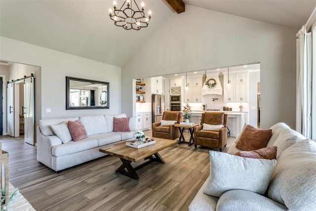 2101 NW 36th Street, Newcastle, OK 73065