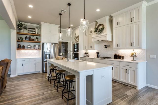 2101 NW 36th Street, Newcastle, OK 73065