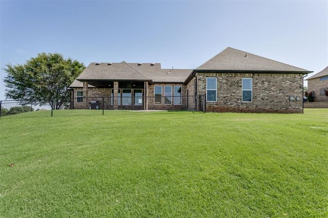 2101 NW 36th Street, Newcastle, OK 73065
