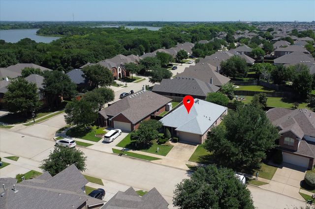 609 Lake Point Drive, Little Elm, TX 75068