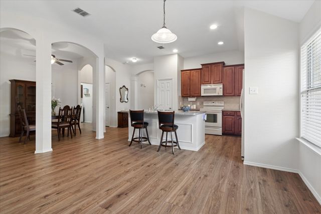 609 Lake Point Drive, Little Elm, TX 75068