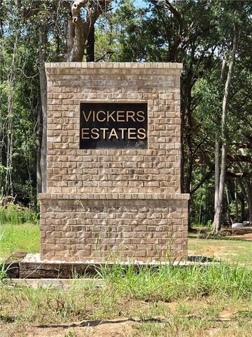 9676 Vickers Road, Semmes, AL 36575