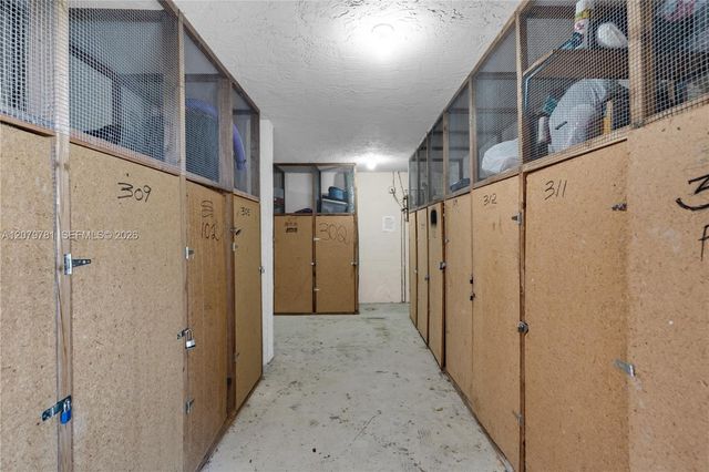 10442 Sunrise Lakes Boulevard 312, Sunrise, FL 33322