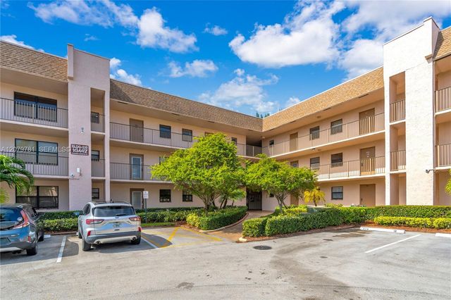 10442 Sunrise Lakes Boulevard 312, Sunrise, FL 33322