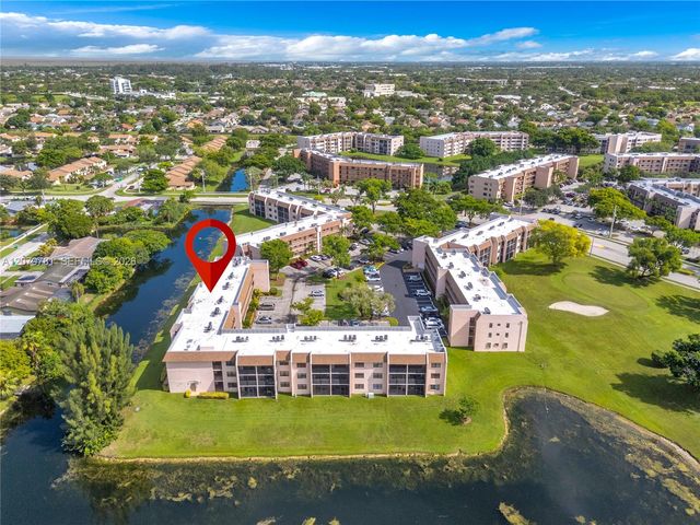 10442 Sunrise Lakes Boulevard 312, Sunrise, FL 33322