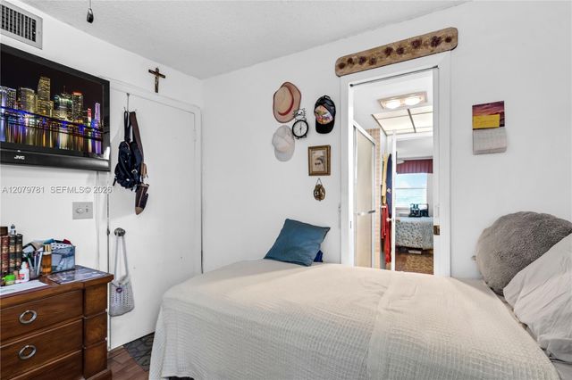 10442 Sunrise Lakes Boulevard 312, Sunrise, FL 33322