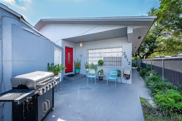 2610 NW 33rd St 2610-2612, Miami, FL 33142