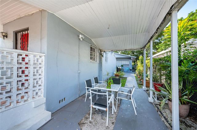 2610 NW 33rd St 2610-2612, Miami, FL 33142