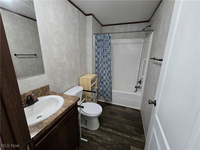 12860 Mayfield Road, Chardon, OH 44024