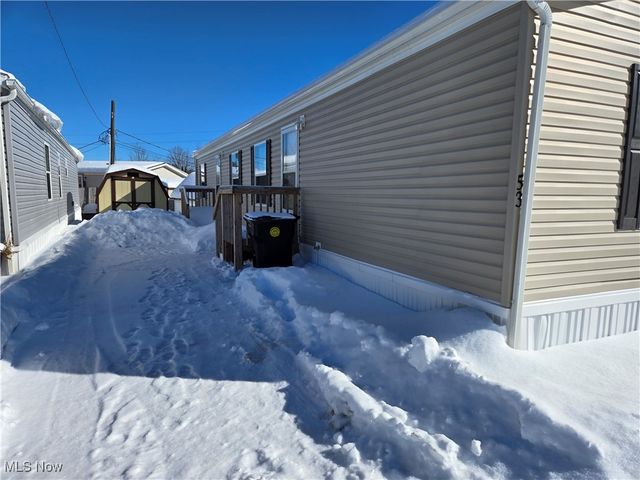 12860 Mayfield Road, Chardon, OH 44024