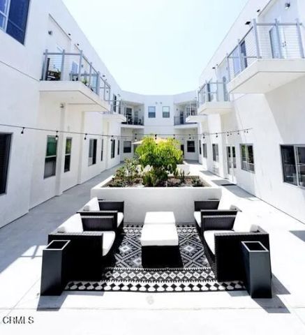 300 W 9th Street, Oxnard, CA 93030