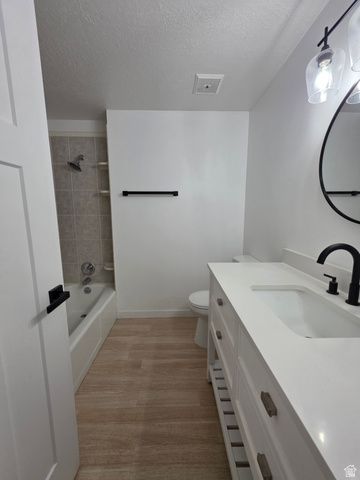 1606 W 1960 N, Layton, UT 84041